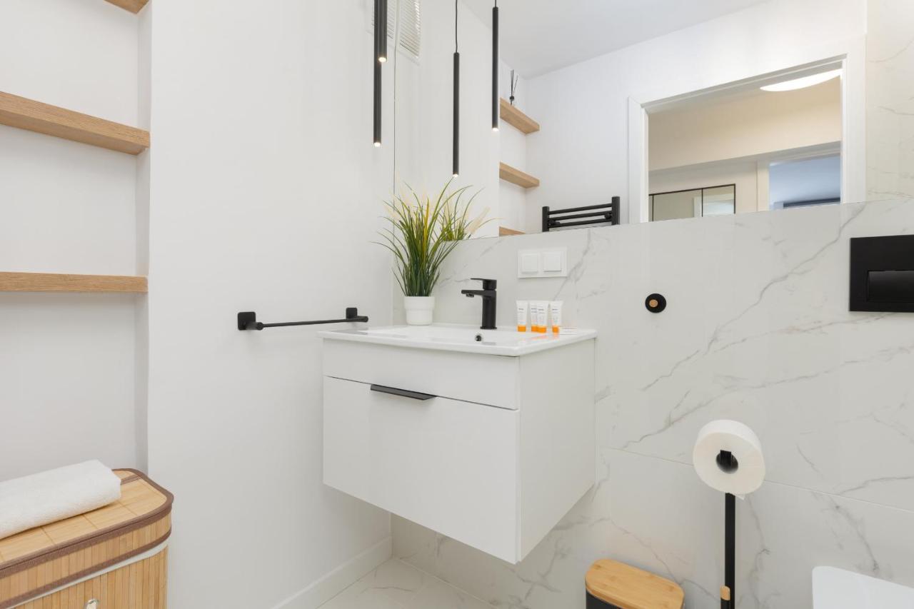 Stylish Apartment Heart Of Warsaw By Noclegi Renters Exteriér fotografie